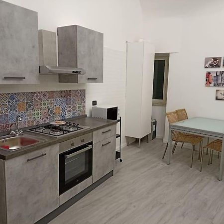 Mores'House Naples Extérieur photo